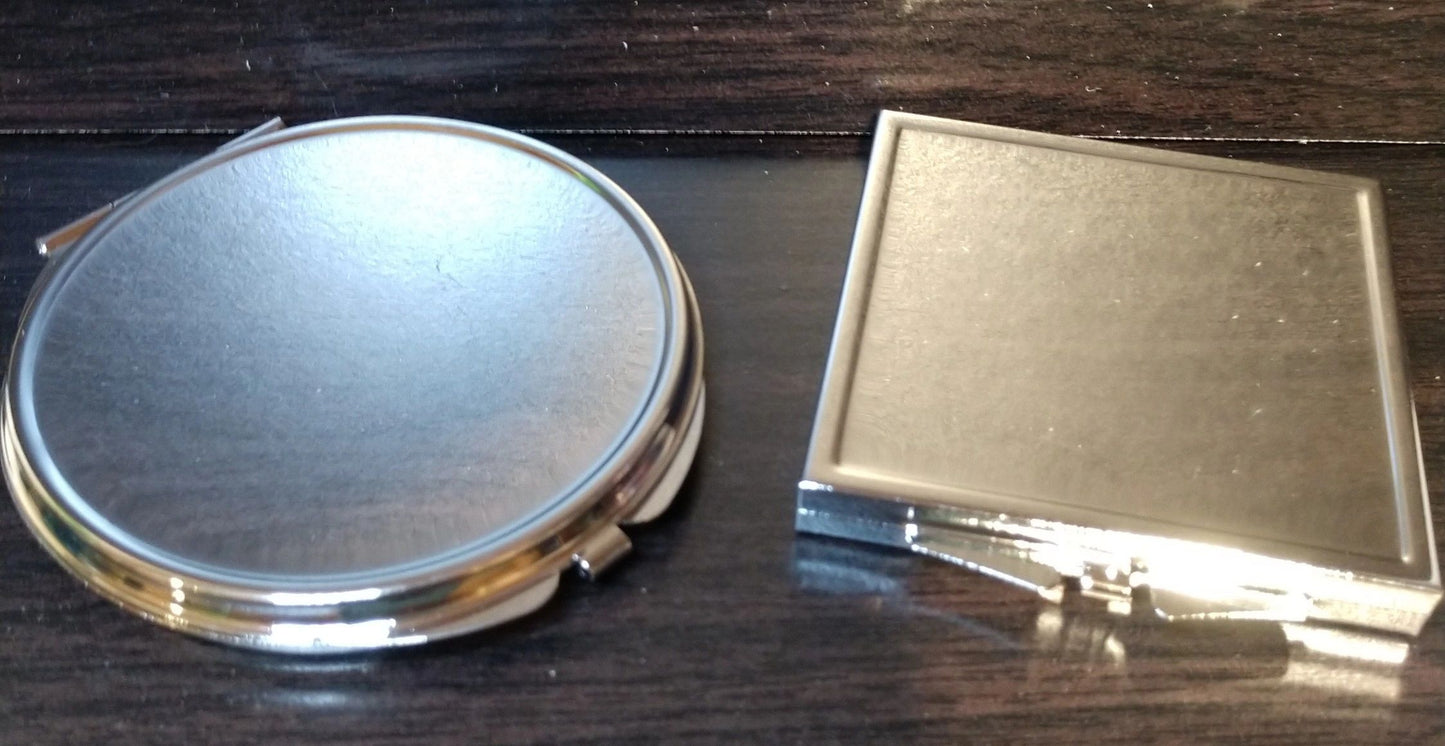 Compact mirrors
